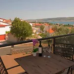 Filip With Swimming Pool Starigrad Paklenica
