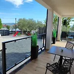 Filip With Swimming Pool Guest house 4*