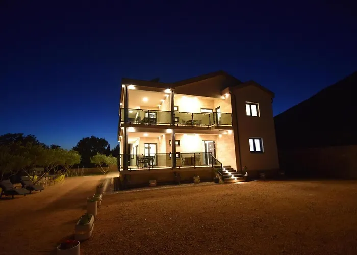 Affittacamere Filip Starigrad Paklenica