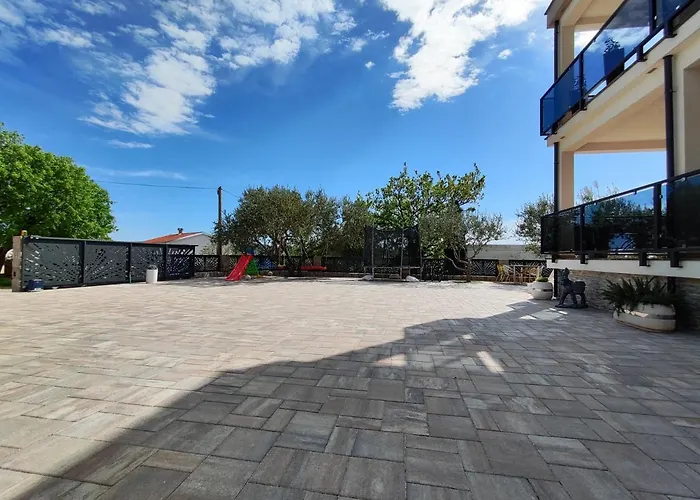 Filip Starigrad Paklenica